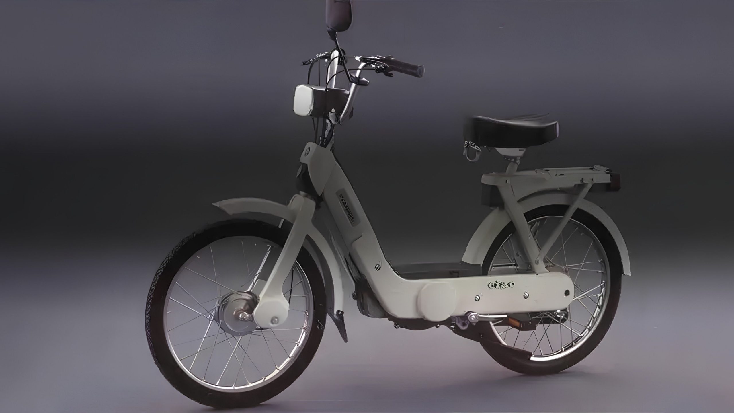 Klasik Piaggio Ciao motosiklet